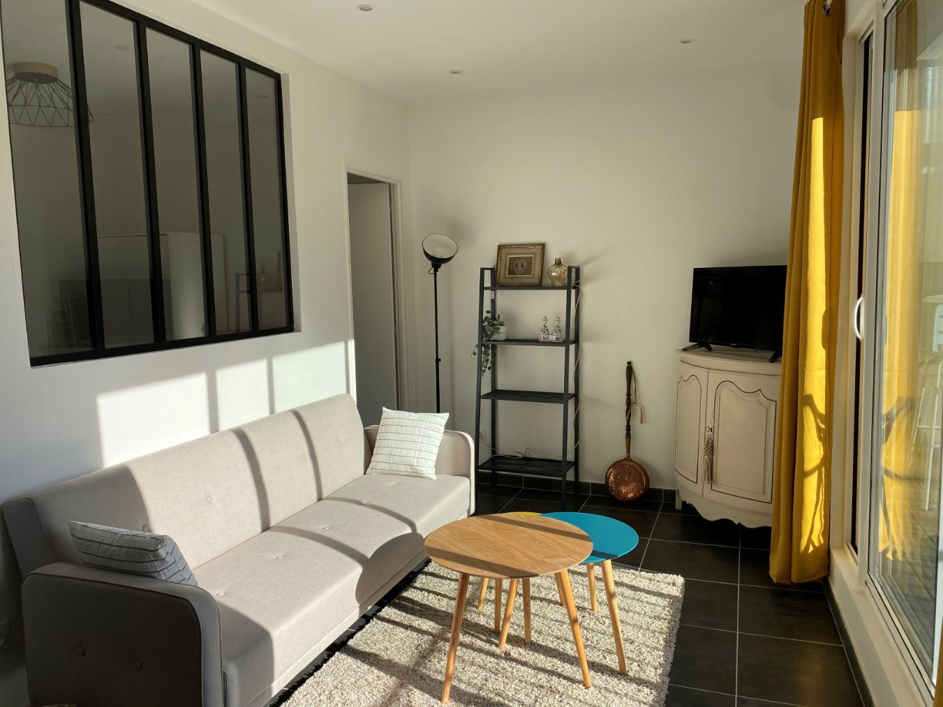 
                                                Location
                                                 T2 TERRASSE PREFECTURE