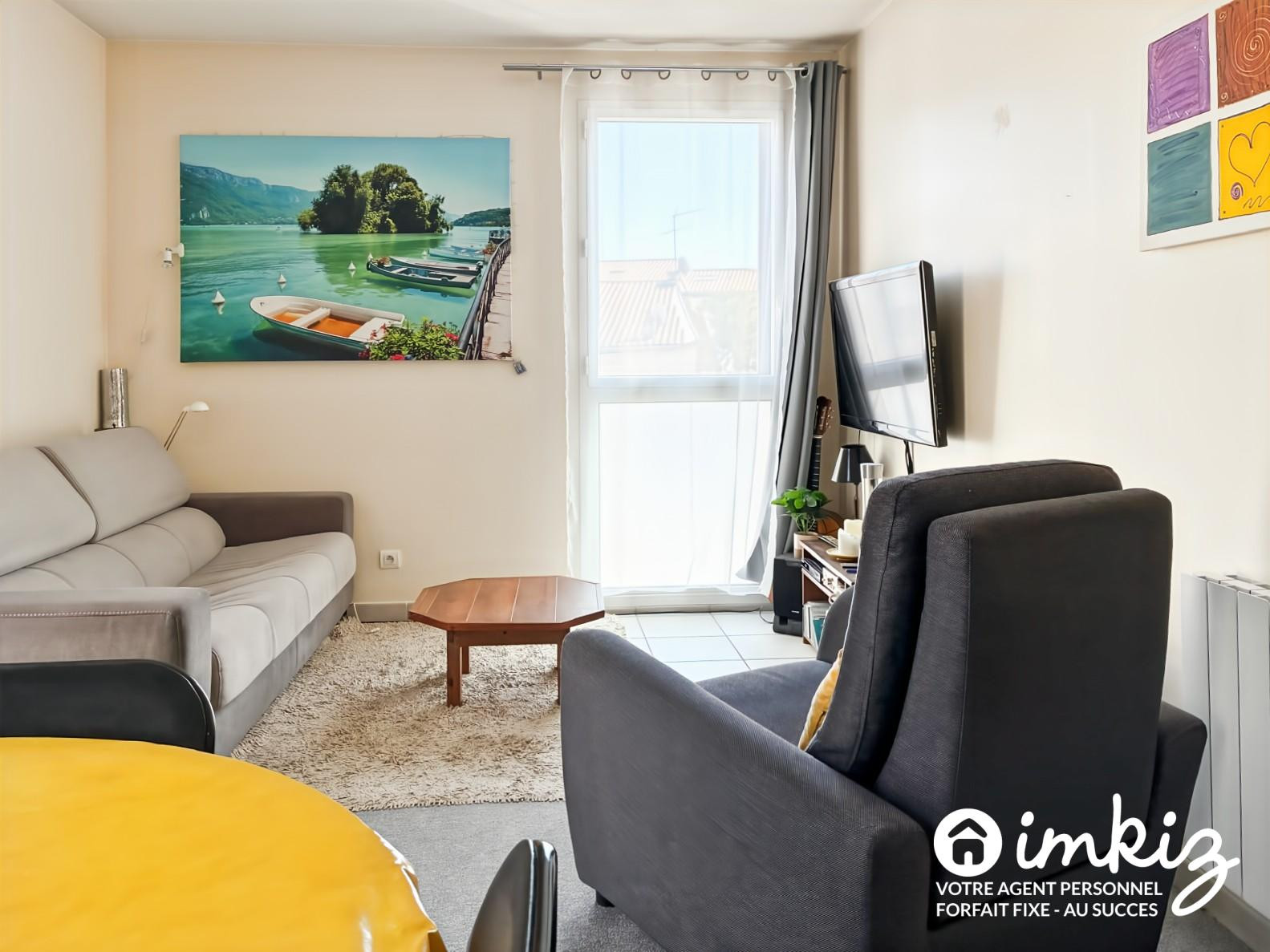 
                                                Vente
                                                 T2 Vernaison centre avec garage
