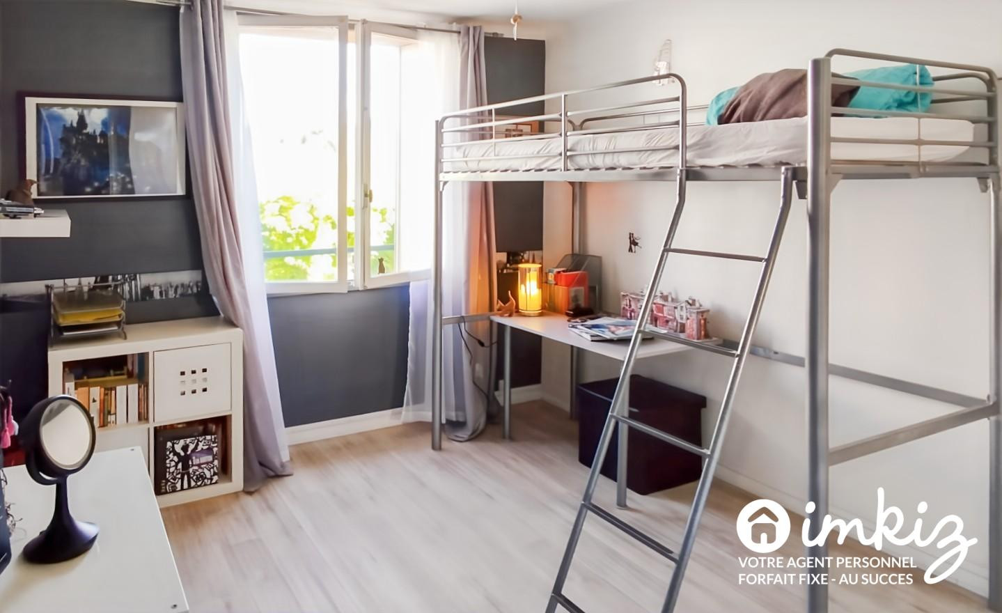 
                                                Vente
                                                 T3/4, terrasse Sud