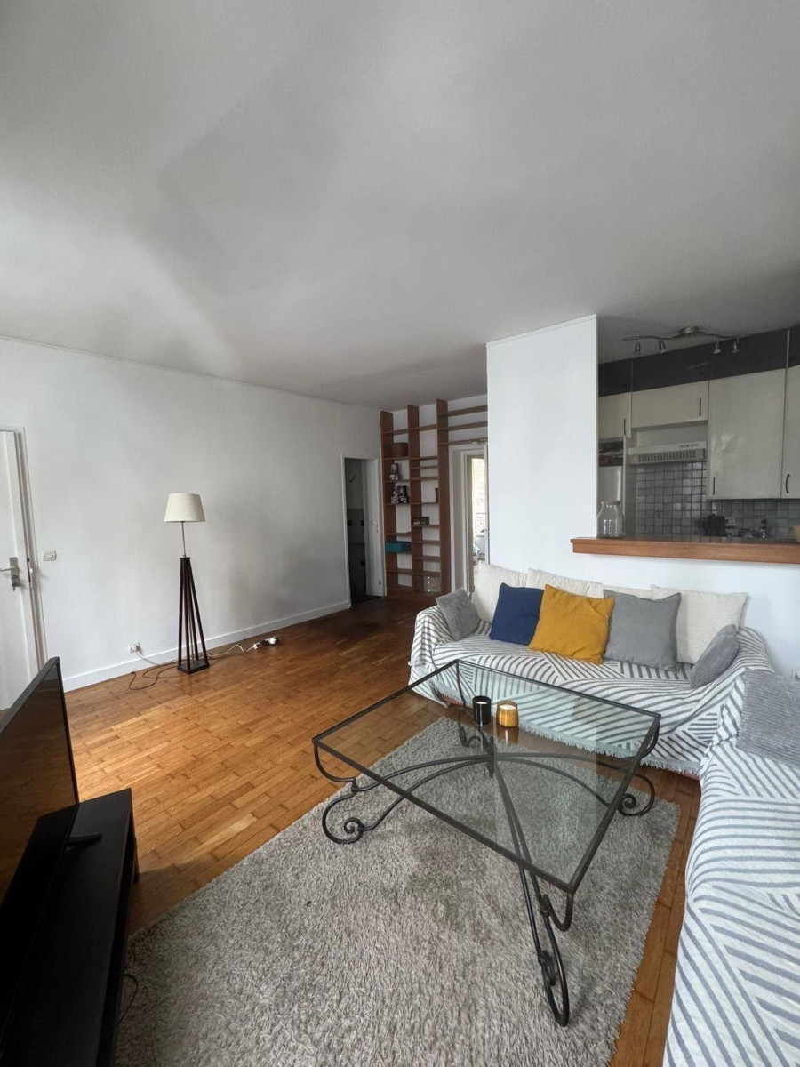 
                                                Location
                                                 T3 - 55 m2 à Puteaux