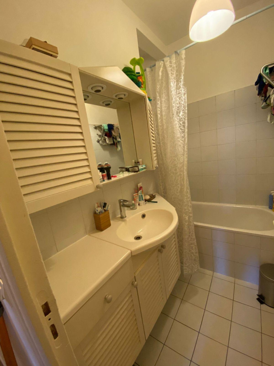 
                                                Location
                                                 T3 - 55 m2 à Puteaux
