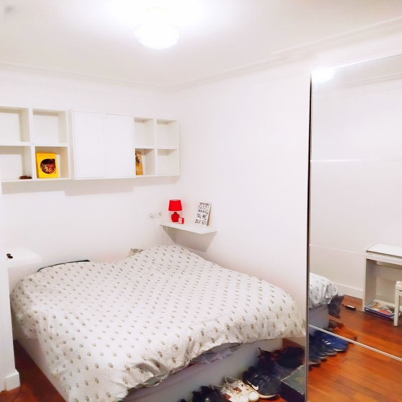 
                                                Location
                                                 T3 55m² meublé lumineux Paris 18ème