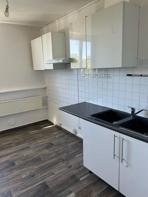 
                                                Location
                                                 T3 65m² Metare-Cours Fauriel