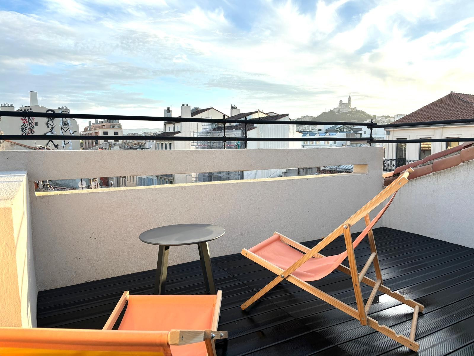 
                                                Location
                                                 T3 - 70m² - Quartier Vieux-Port