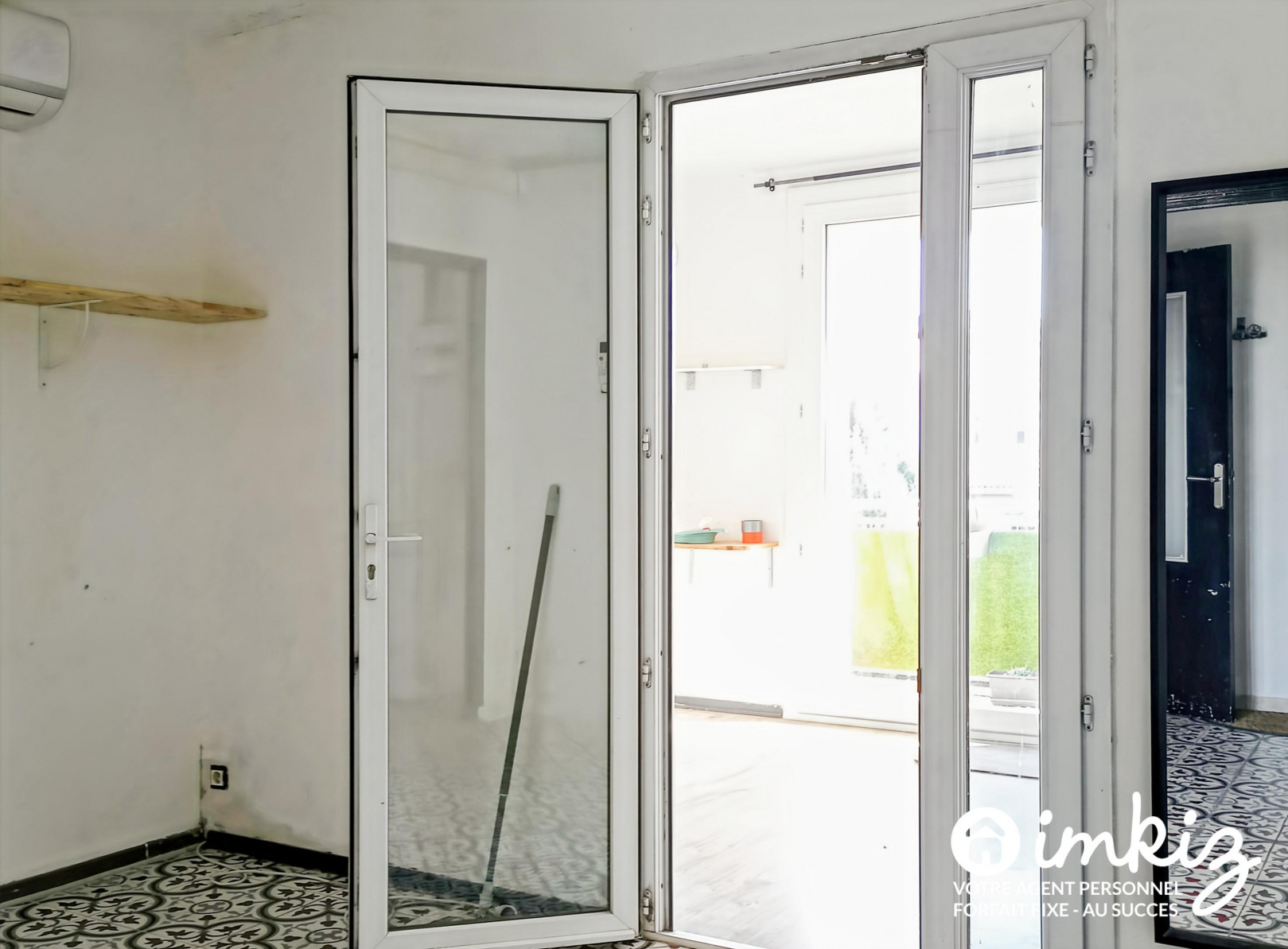 
                                                Vente
                                                 T3 - 72m2 avec garage cave et balcon