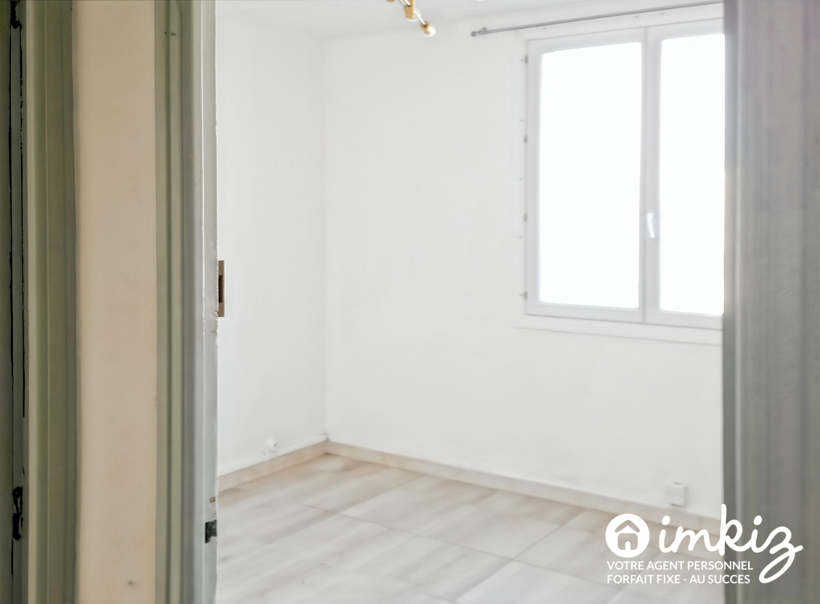 
                                                Vente
                                                 T3 - 72m2 avec garage cave et balcon