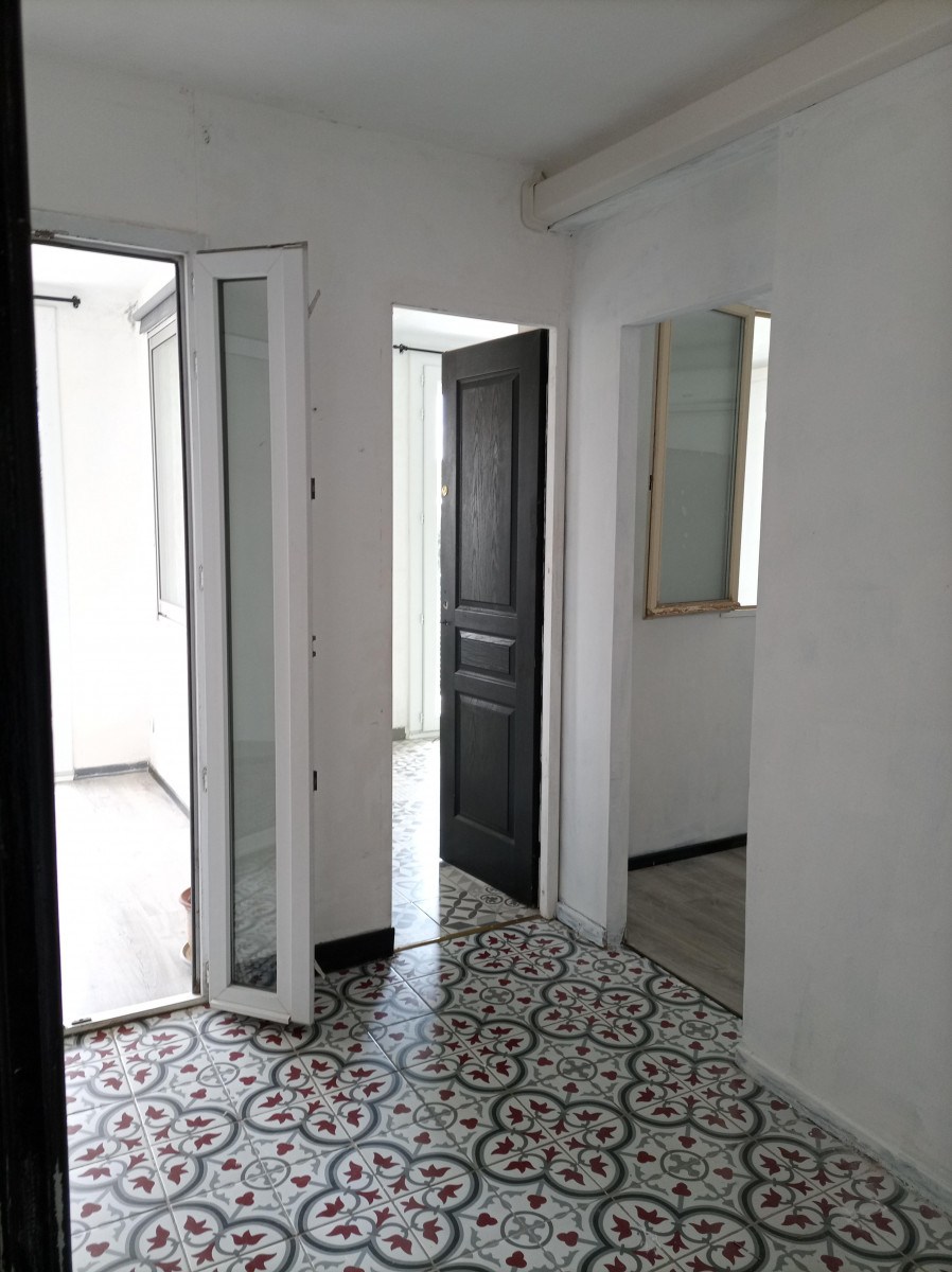 
                                                Vente
                                                 T3 - 72m2 avec garage cave et balcon