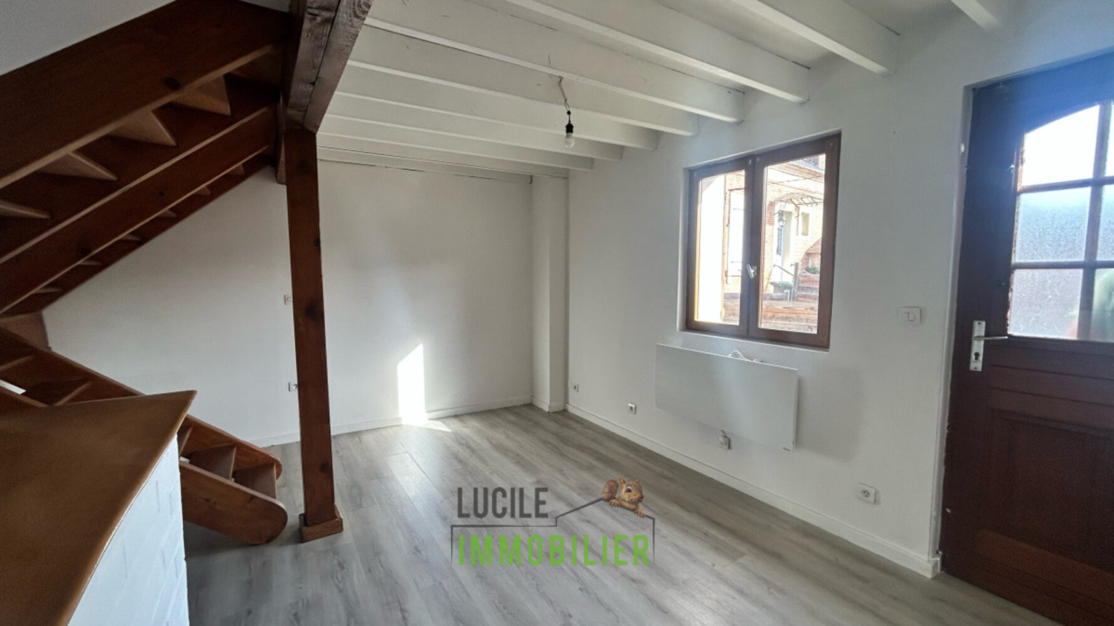 
                                                Location
                                                 T3 A LOUER