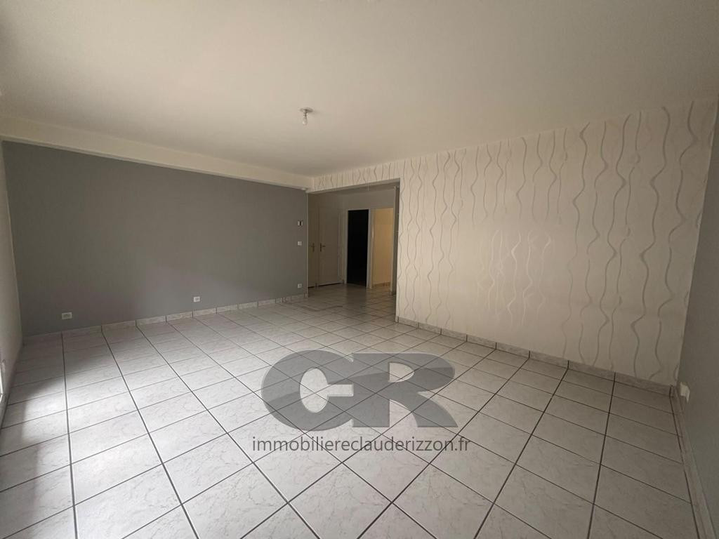 
                                                Location
                                                 T3 - A LOUER - MONTIGNY LES METZ