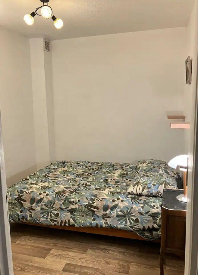 
                                                Location
                                                 T3 Appart 2 chambres et grands jardins