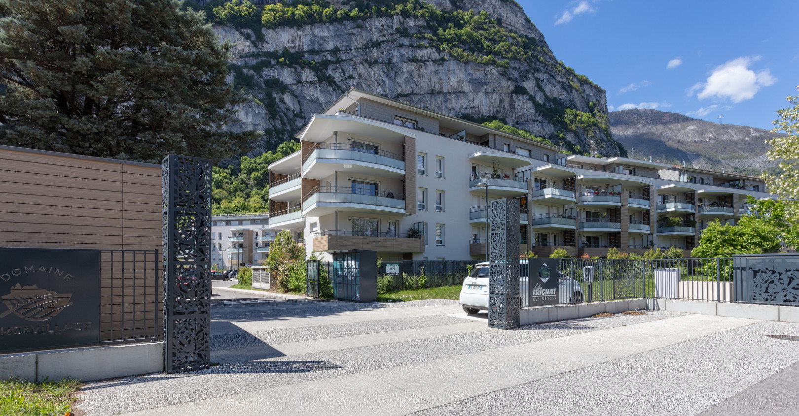
                                                Vente
                                                 T3 avec balcon  exposé sud au pied du Vercors