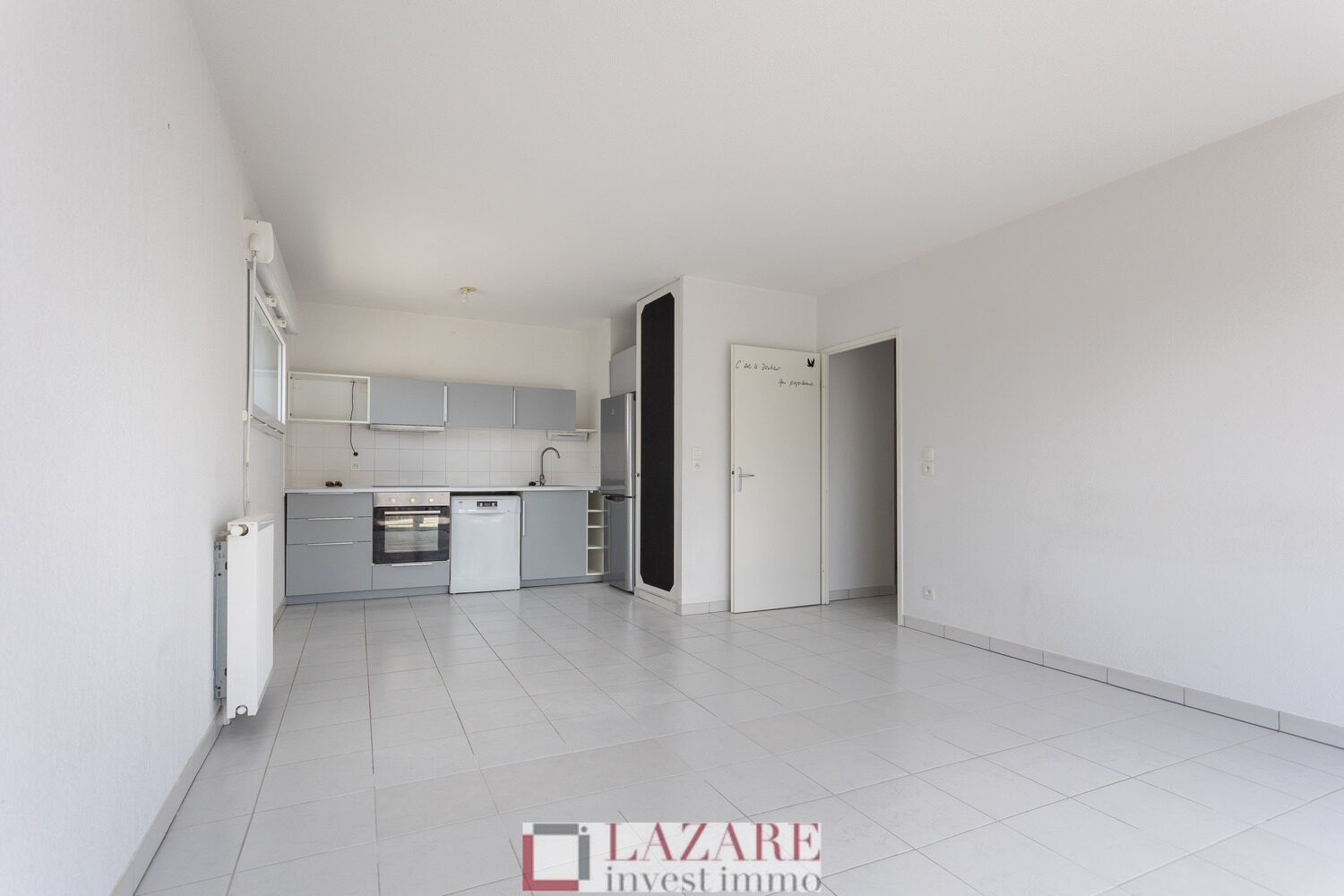 
                                                Vente
                                                 T3 AVEC BALCON QUARTIER MONTAUDRAN