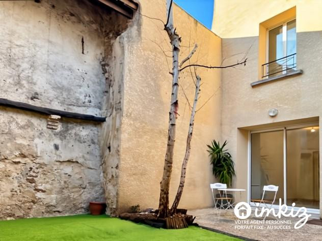 
                                                Vente
                                                 T3 avec cour privative et parking