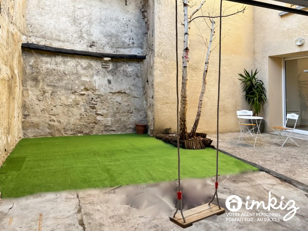
                                                Vente
                                                 T3 avec cour privative et parking