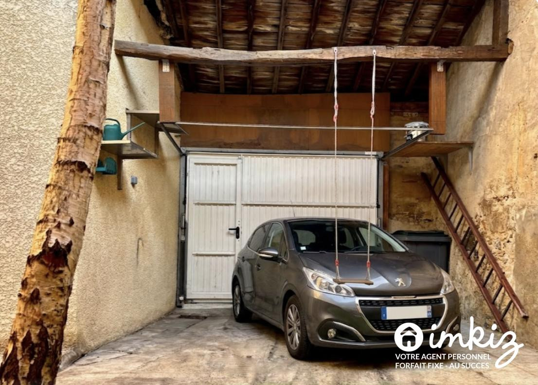 
                                                Vente
                                                 T3 avec cour privative et parking