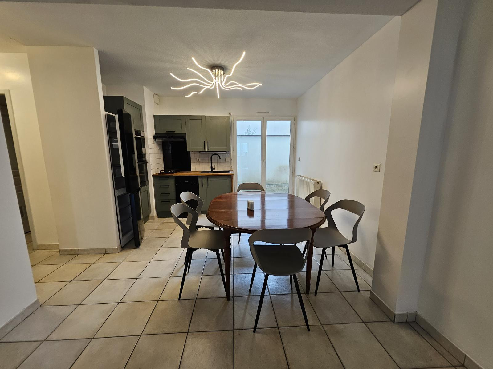 
                                                Location
                                                 T3 avec grandes terrasses