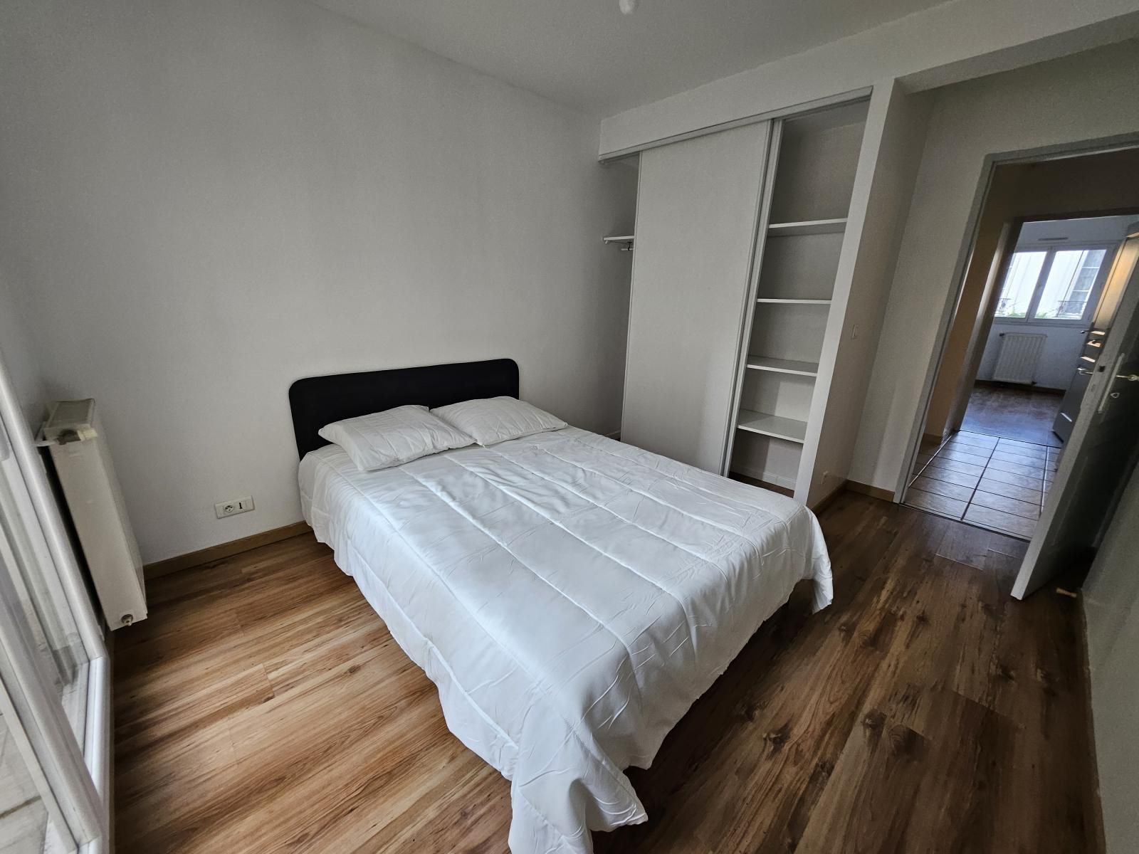 
                                                Location
                                                 T3 avec grandes terrasses