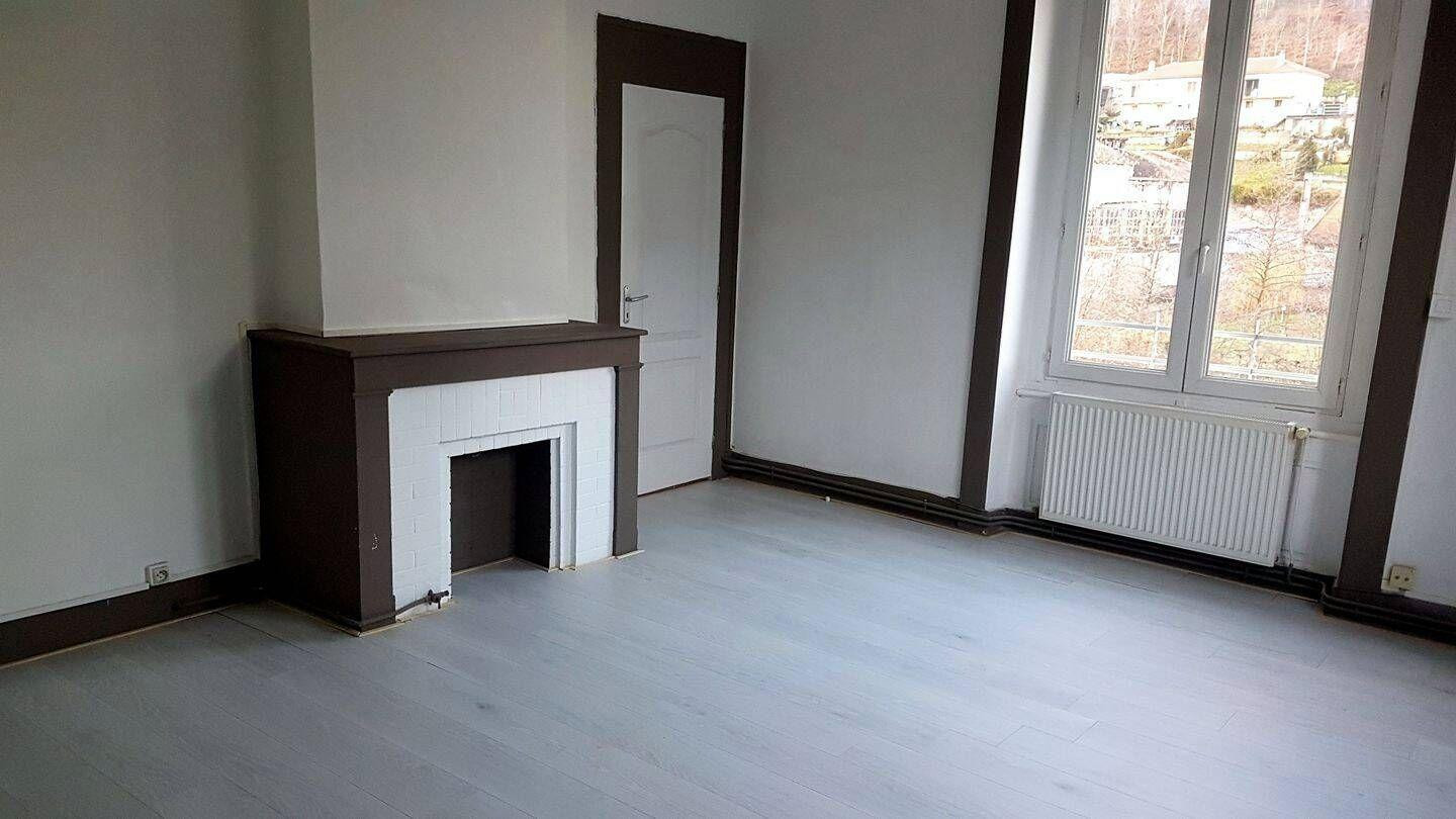 
                                                Location
                                                 T3 Bis prestige 85 m² proche place Bellevue