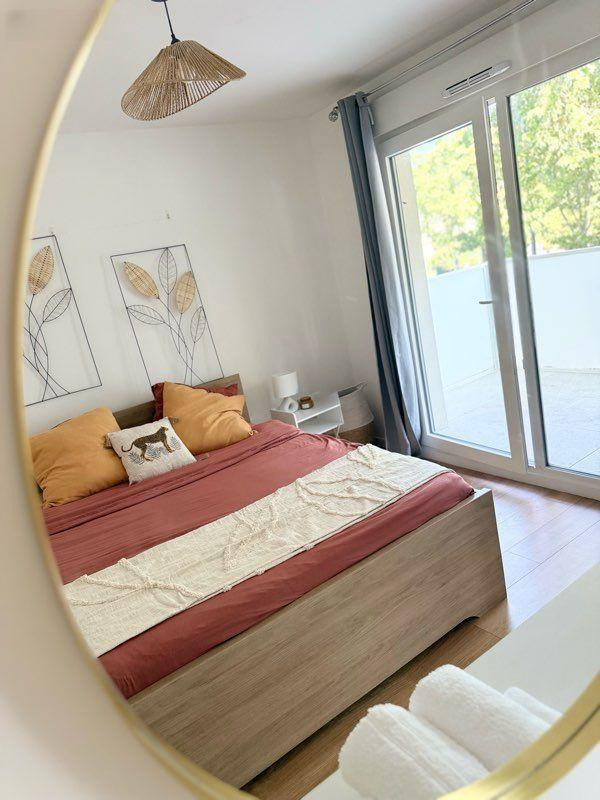 
                                                Location
                                                 T3 d’exception meublé à Rueil Malmaison