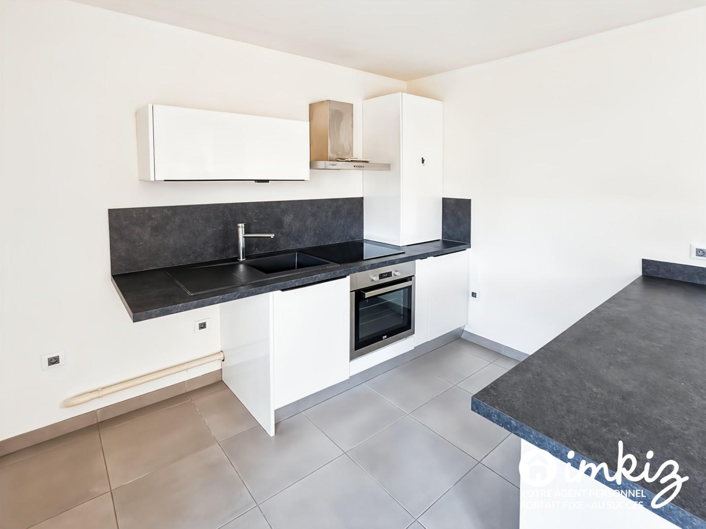 
                                                Vente
                                                 T3 de 60m² - garage, balcon, 2018 - Clé en main !