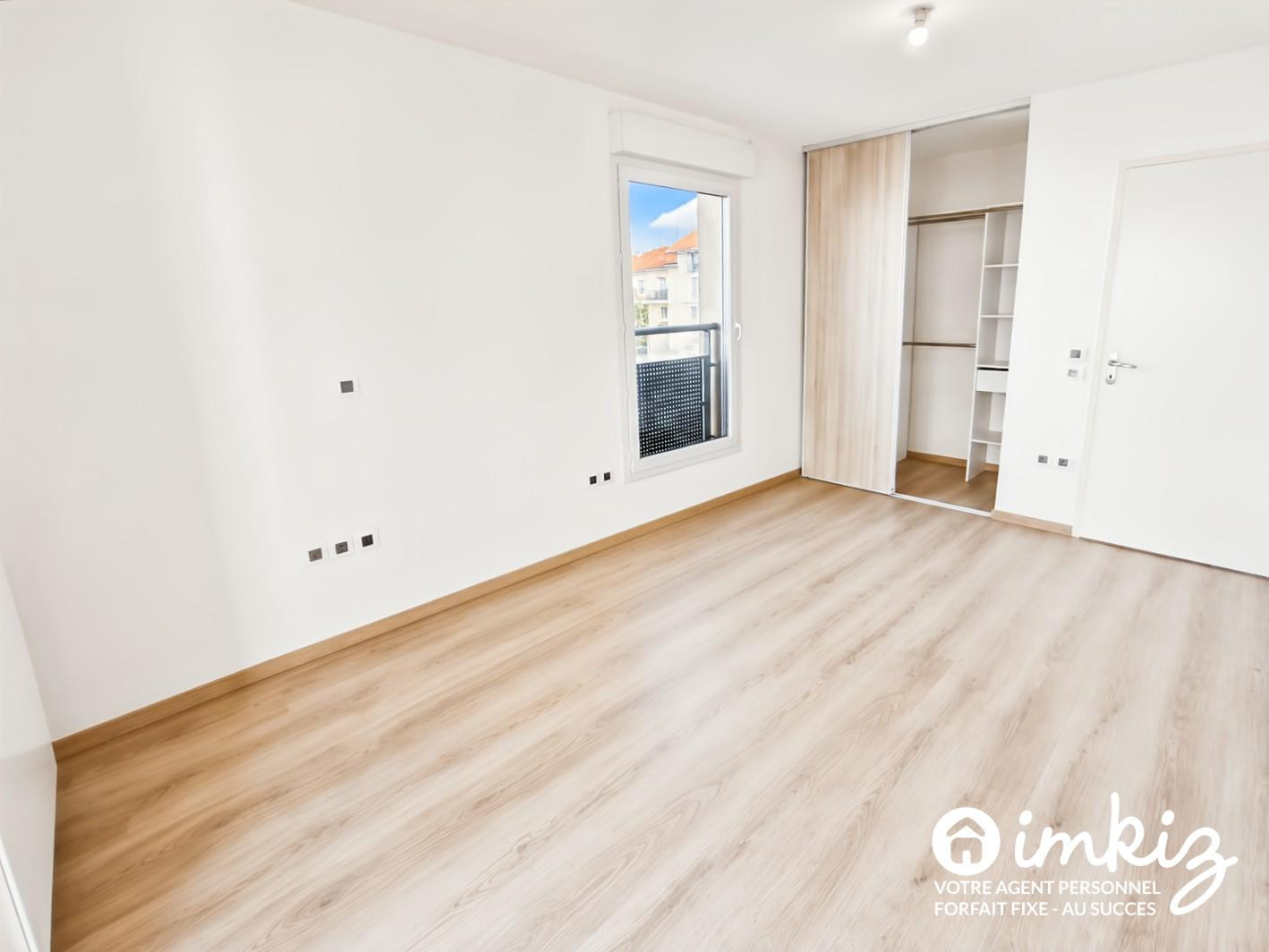 
                                                Vente
                                                 T3 de 60m² - garage, balcon, 2018 - Clé en main !