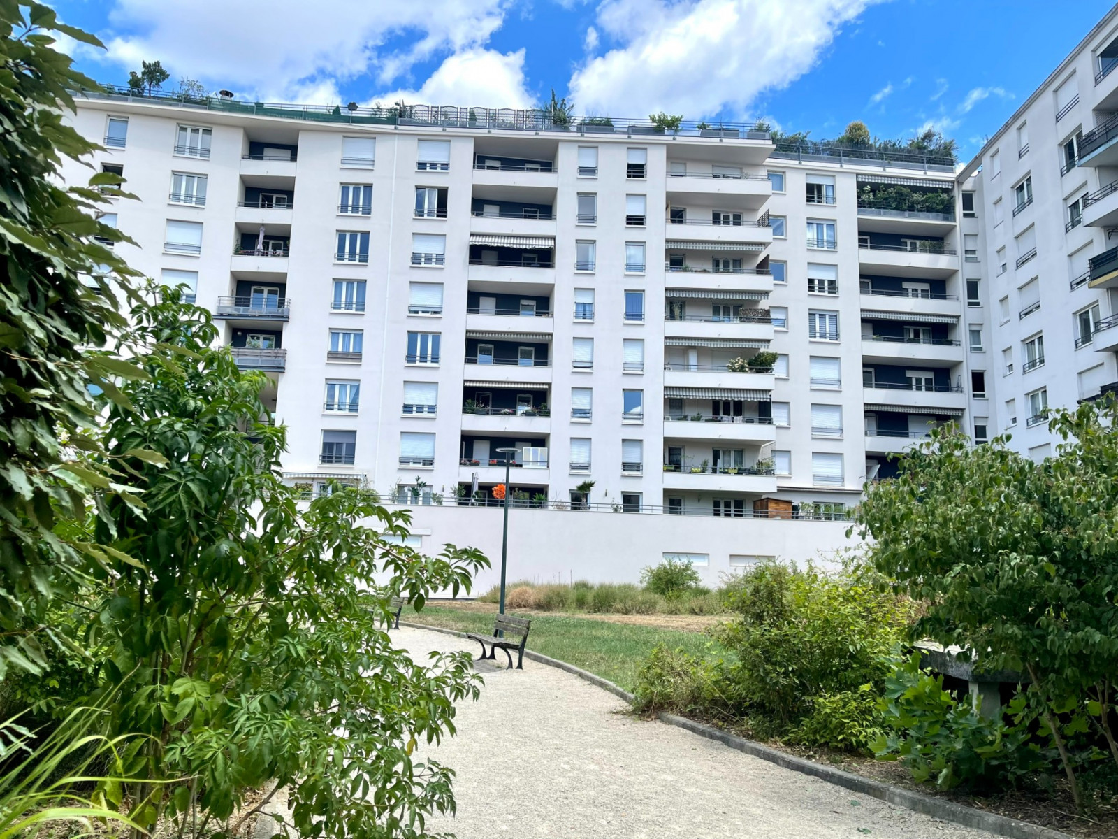 
                                                Vente
                                                 T3 de 92 m² Villeurbanne - Totem