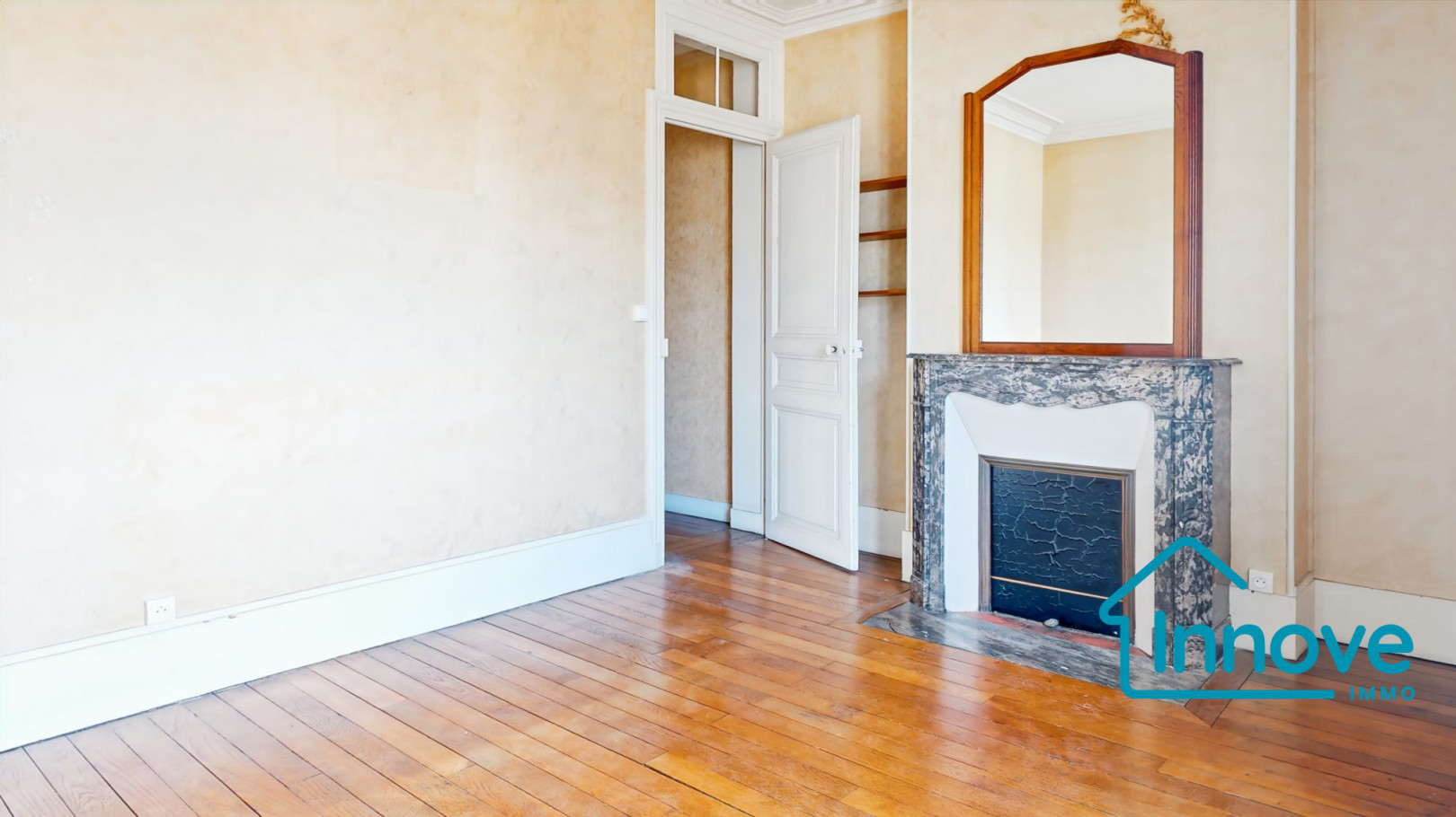 
                                                Vente
                                                 T3 de caractère au calme, Quartier Saint-Louis