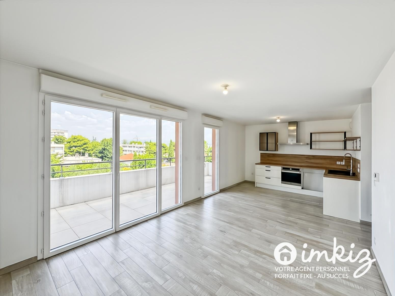 
                                                Vente
                                                 T3 dernier etage avec terrasse et box