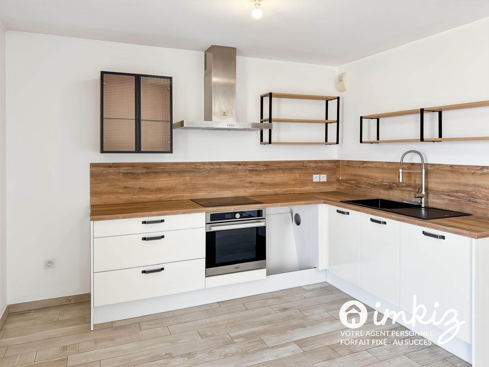 
                                                Vente
                                                 T3 dernier etage avec terrasse et box