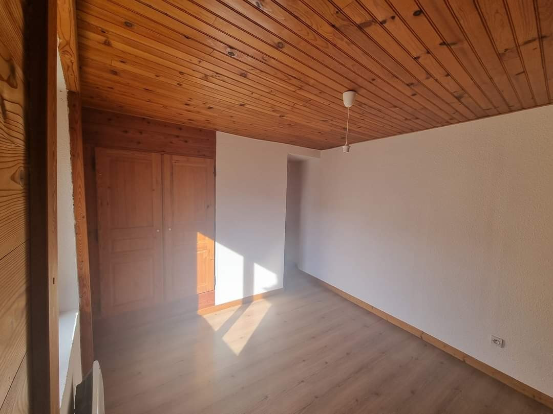 
                                                Vente
                                                 T3 DUPLEX