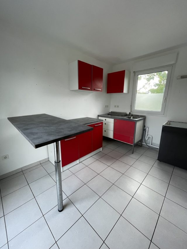 
                                                Location
                                                 T3 duplex inversé de 65m²