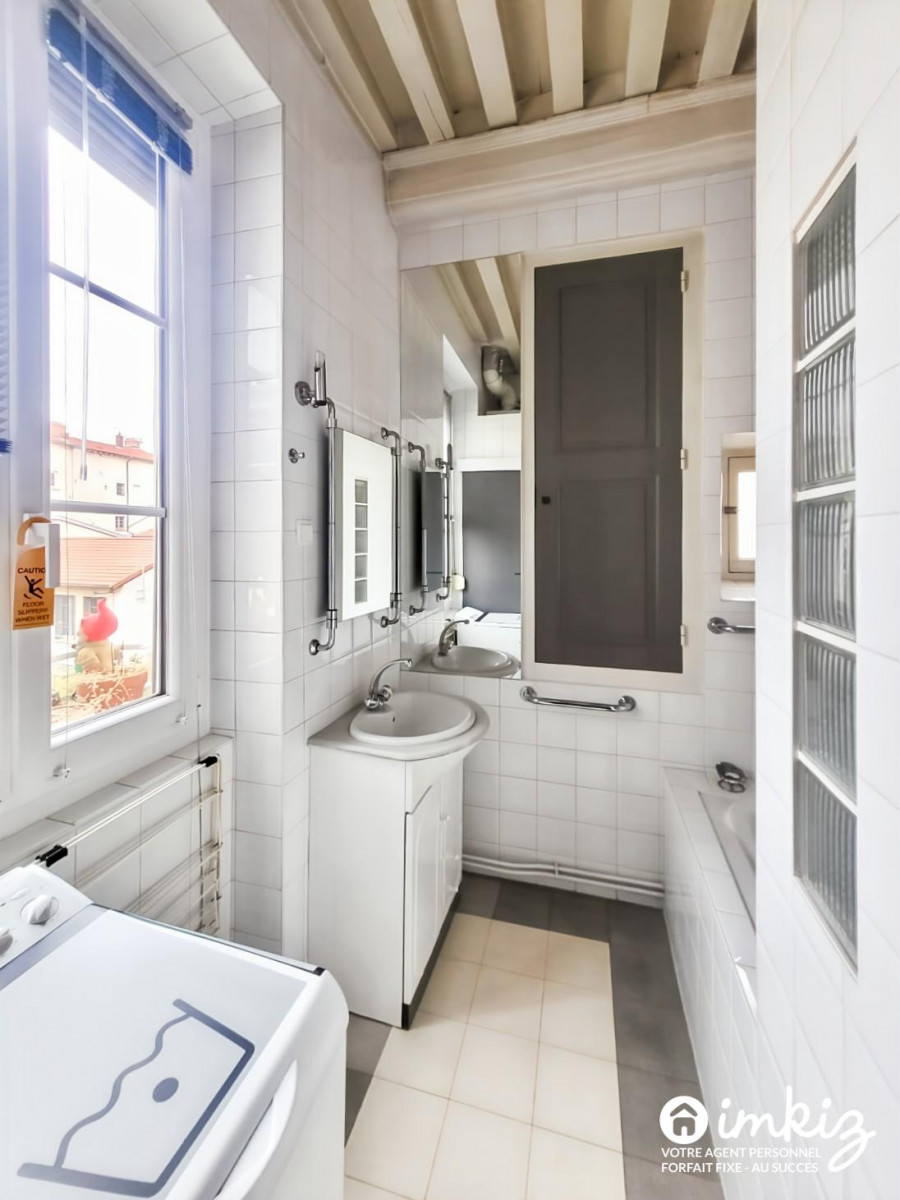 
                                                Vente
                                                 T3 DUPLEX VUE JARDIN -  CROIX ROUSSE CENTRE
