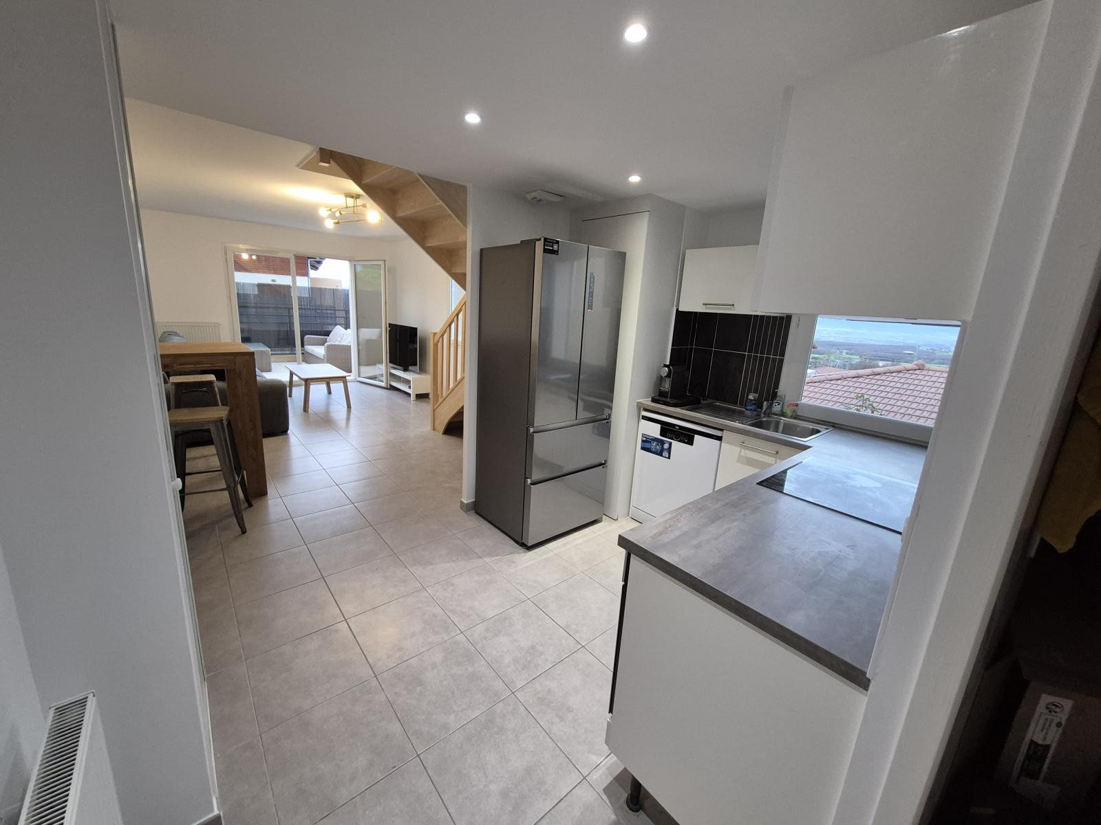 
                                                Location
                                                 T3 en duplex meublé, à Présilly