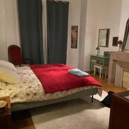 
                                                Location
                                                 T3 entièrement meublé 64m², bail 1 an renouvelable