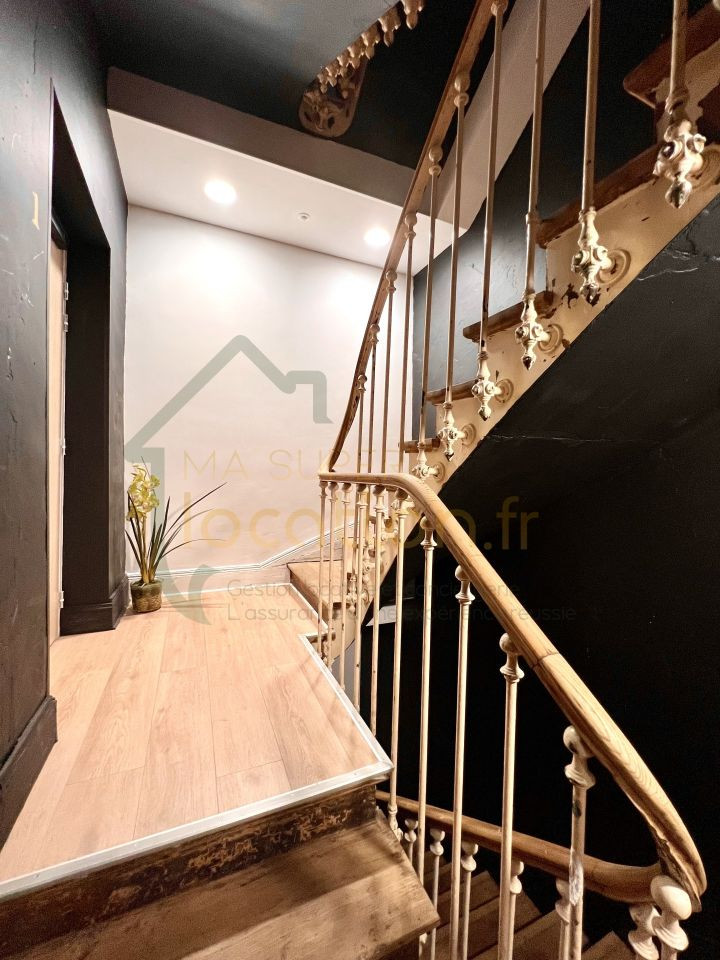 
                                                Location
                                                 T3 - Immeuble avec ascenseur - Proche gare