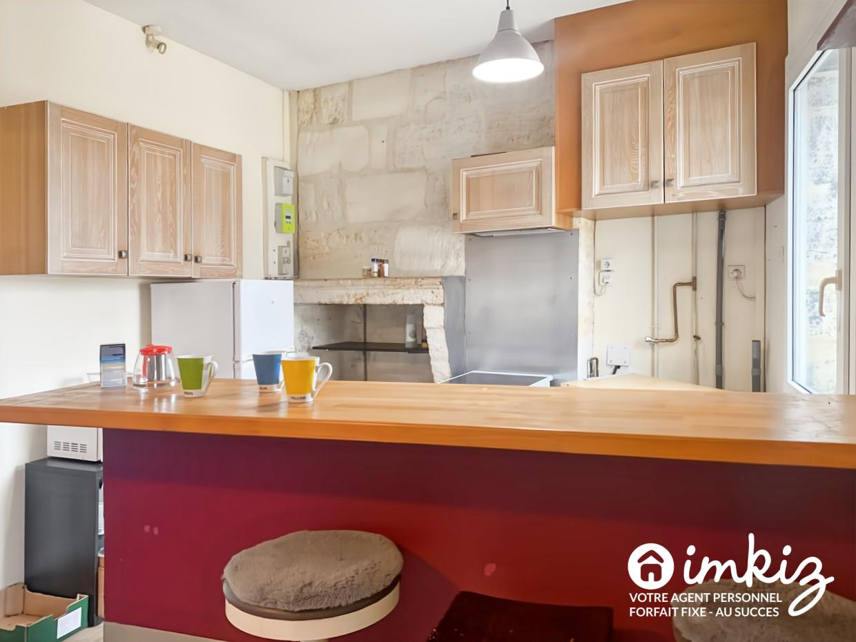 
                                                Vente
                                                 T3  lumineux dans un écrin de pierre