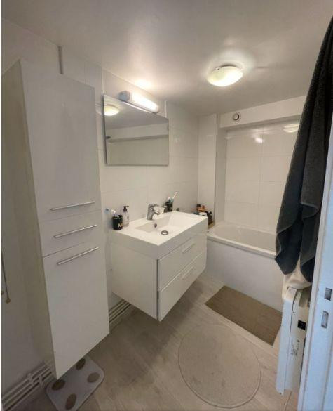 
                                                Location
                                                 T3 Mairie de Roubaix