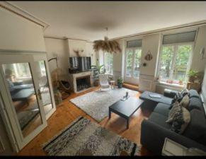 
                                                Location
                                                 T3 Mairie de Roubaix