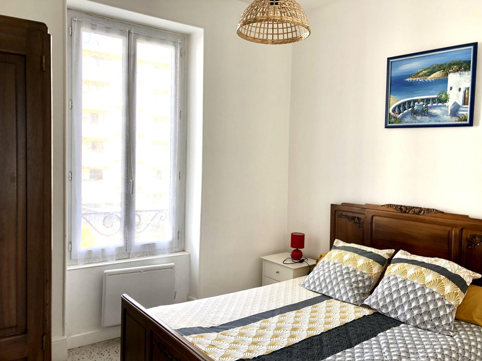 
                                                Location
                                                 T3 meublé 52 m2 1er étage avenue de la Libération