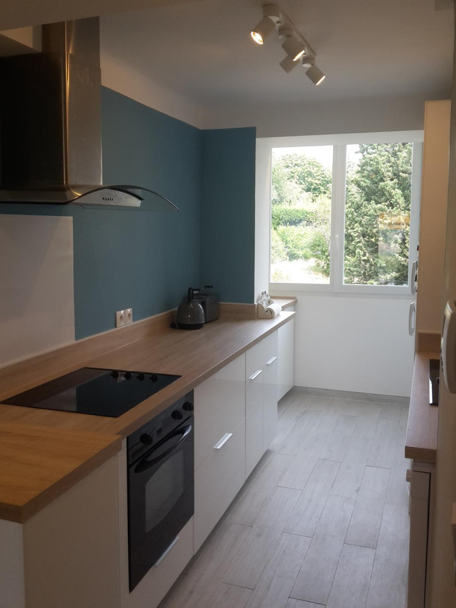 
                                                Location
                                                 T3 meublé 57 m² Cours Gambetta, Aix-en-Provence