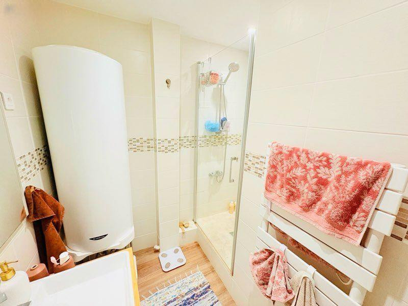 
                                                Location
                                                 T3 meublé 63m² Sainte Marguerite - Bd Gusta