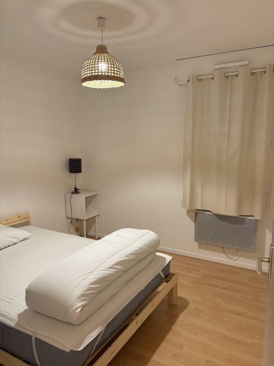 
                                                Location
                                                 T3 meublé 67m² rénové Wilson/République Balcon/Box