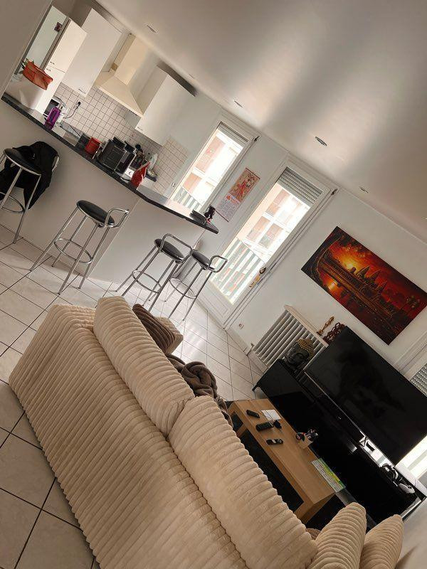 
                                                Location
                                                 T3 meublé 67m2   86, Cours Fauriel