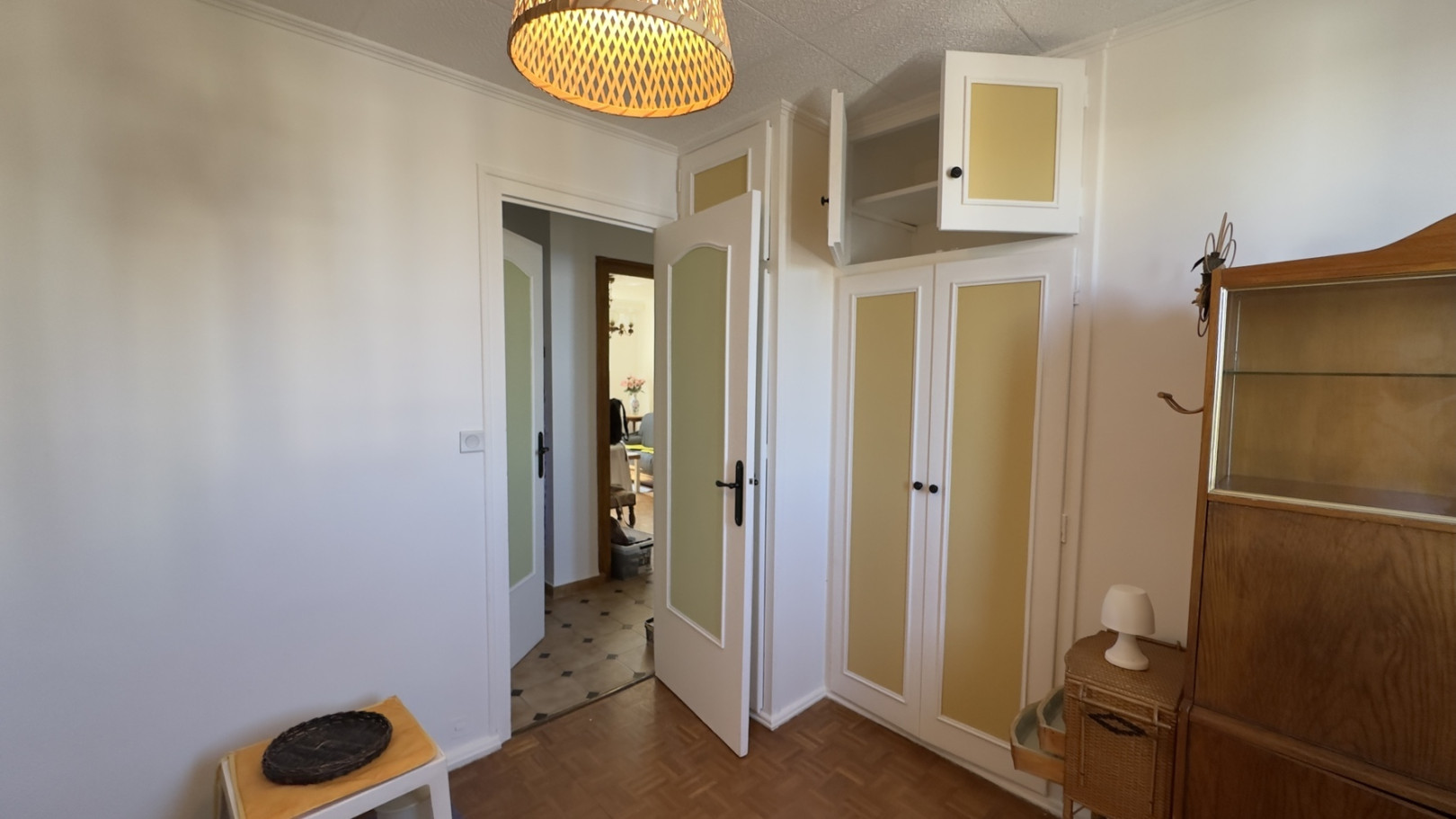 
                                                Location
                                                 T3 meublé de 54 m² avec balcon – Vénissieux