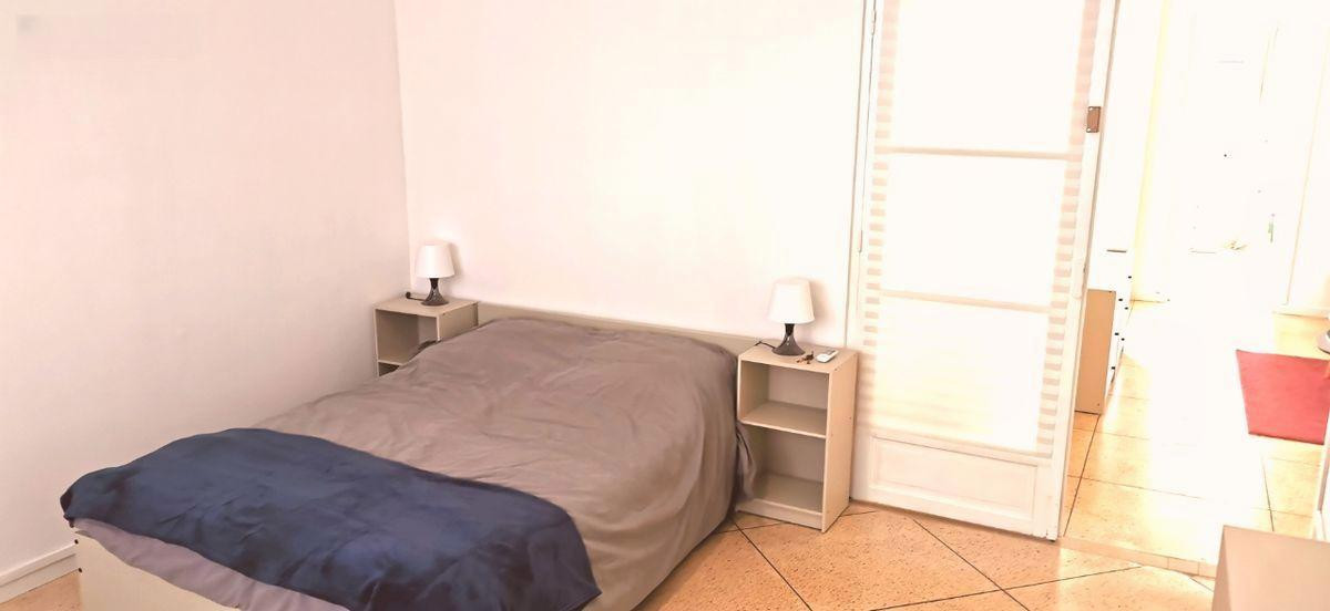 
                                                Location
                                                 T3 meublé ideal couple ou colocation