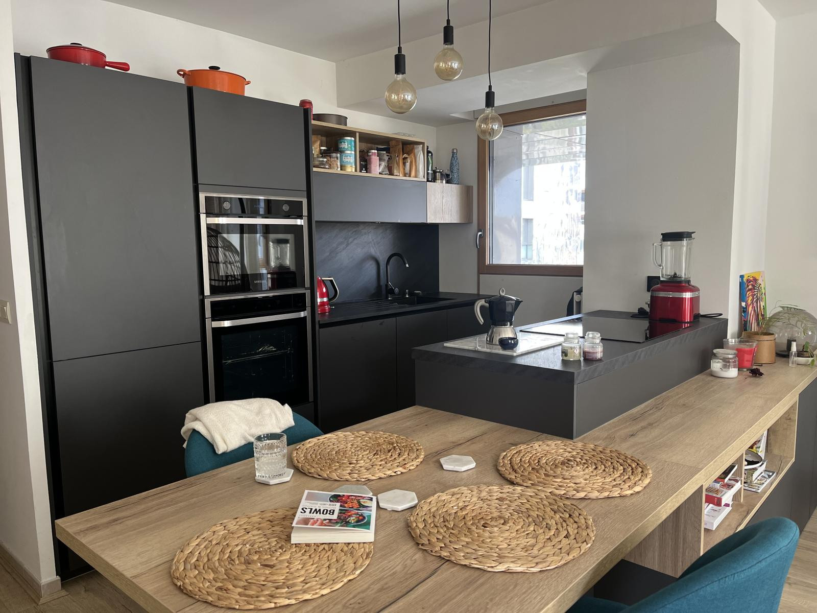 
                                                Location
                                                 T3 meublé Lyon Confluence