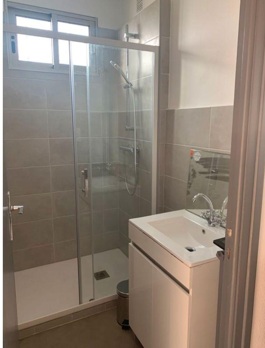 
                                                Location
                                                 T3 MEUBLE quartier St.Michel