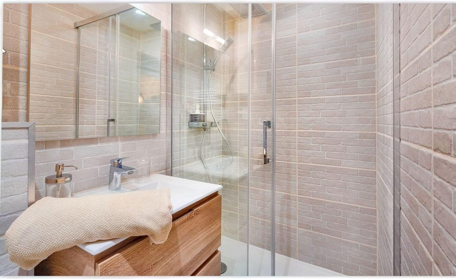 
                                                Location
                                                 T3 meublé refait à neuf, tout inclus