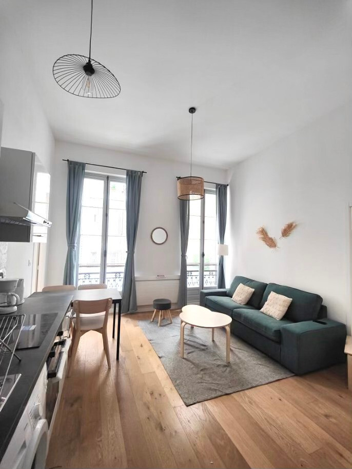 
                                                Location
                                                 T3 MEUBLE - REFORMES CANEBIERE