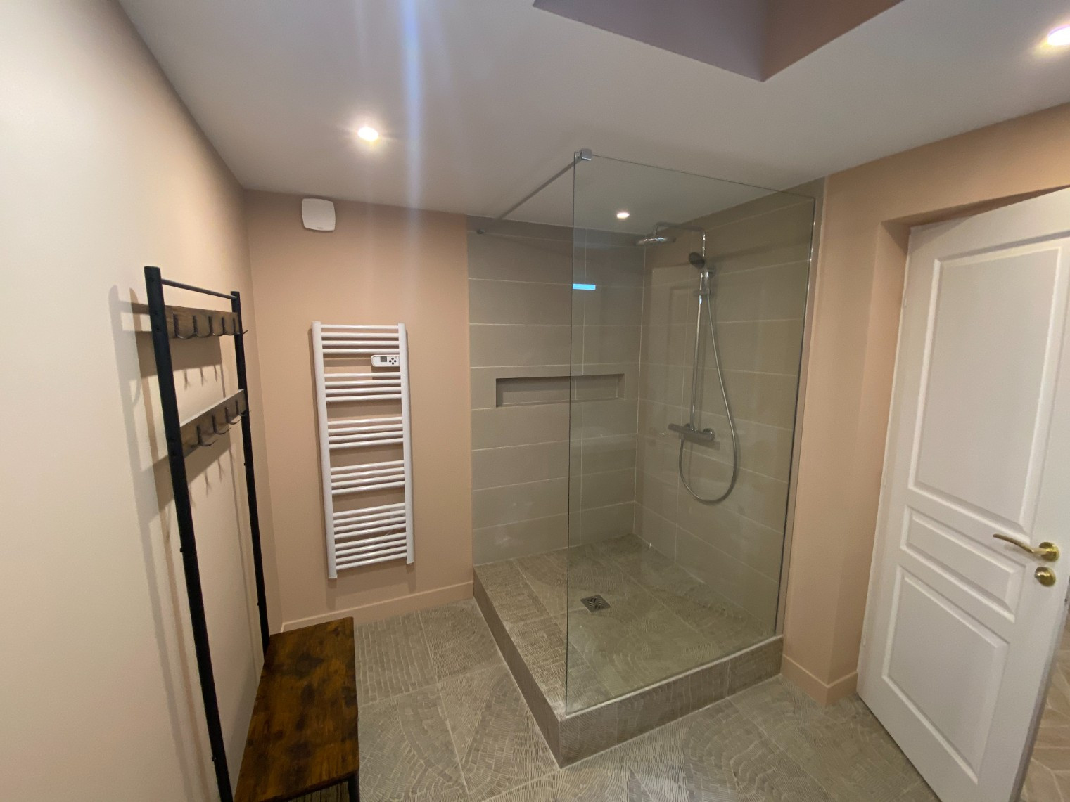 Location
                                                 T3 MEUBLE VIEUX-PORT - LE MANDARIN